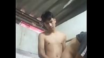 เสียวตูด เย็ดในห้องน้ำ เย็ดตูด ฟิตควย ตูดดำ