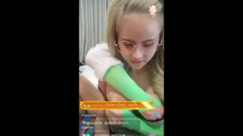 เสียวควย เย็ดร่องนม เย็ด อมควย หีไทย